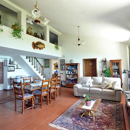 B&B Torre Del Lago Trasimeno 特拉西梅诺湖畔帕西尼亚诺 外观 照片
