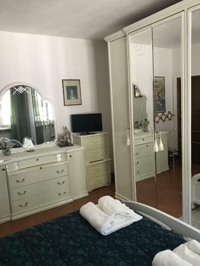 B&B Torre Del Lago Trasimeno 特拉西梅诺湖畔帕西尼亚诺 外观 照片