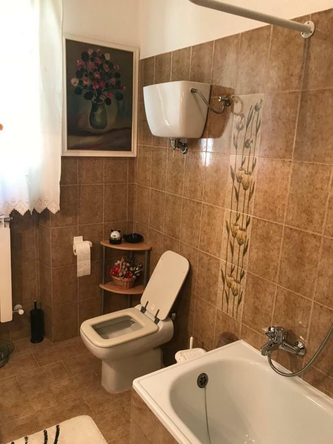B&B Torre Del Lago Trasimeno 特拉西梅诺湖畔帕西尼亚诺 外观 照片