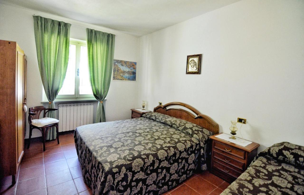 B&B Torre Del Lago Trasimeno 特拉西梅诺湖畔帕西尼亚诺 外观 照片